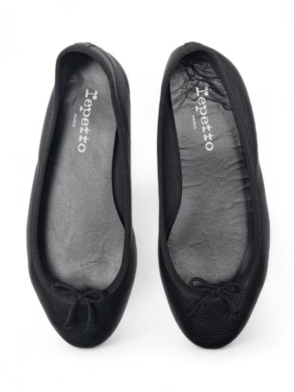 Repetto Cendrillon Pebbled Leather Ballet Flats in "Noir" - Size 38 EU/7 US